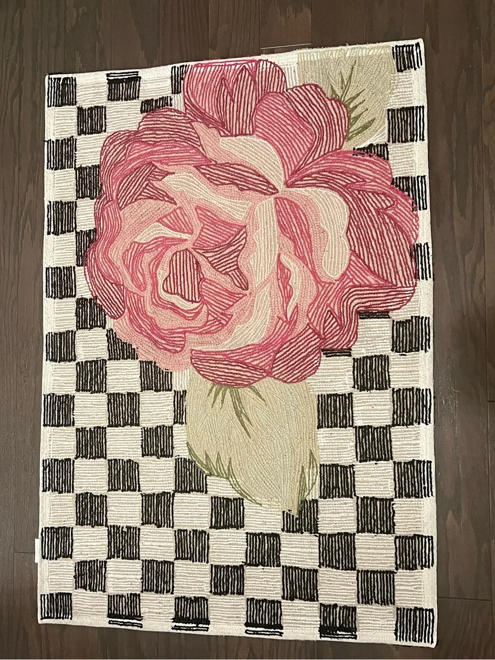 Mackenzie-Childs Rose And Check Bath Rug. Like new Condition!